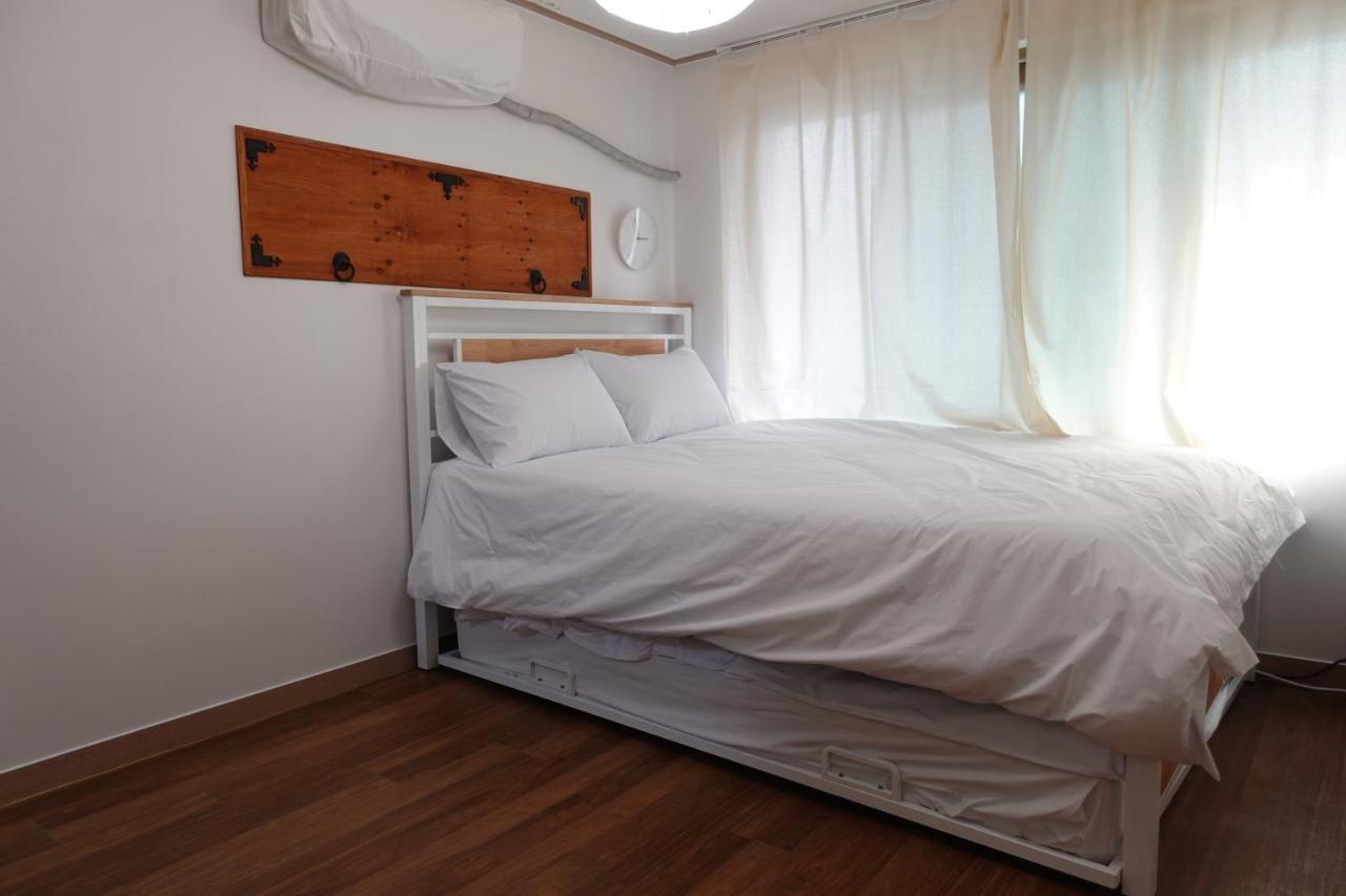 Hostel Jl In Chung-Jeong Seoul Bagian luar foto