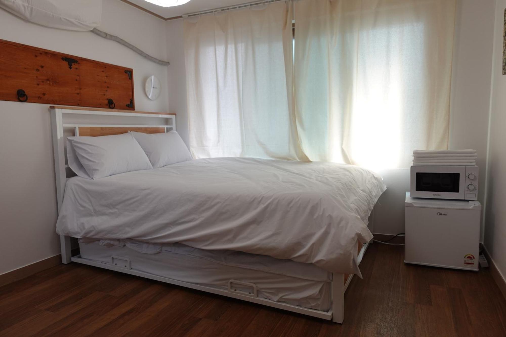 Hostel Jl In Chung-Jeong Seoul Bagian luar foto